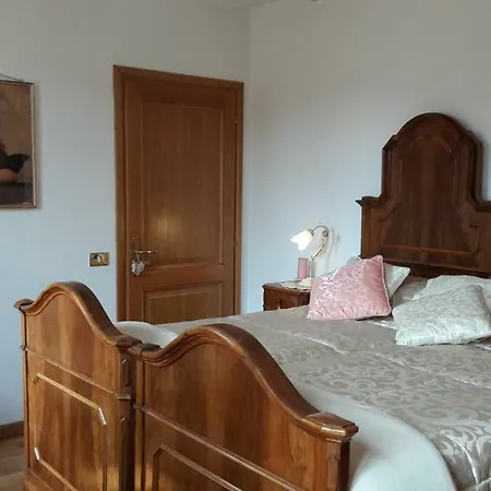 Isabella Nocleg ze śniadaniem Miane